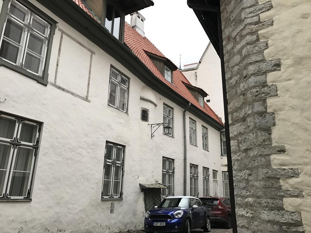 Medieval Bishop`s House Apartment Reval Exterior foto