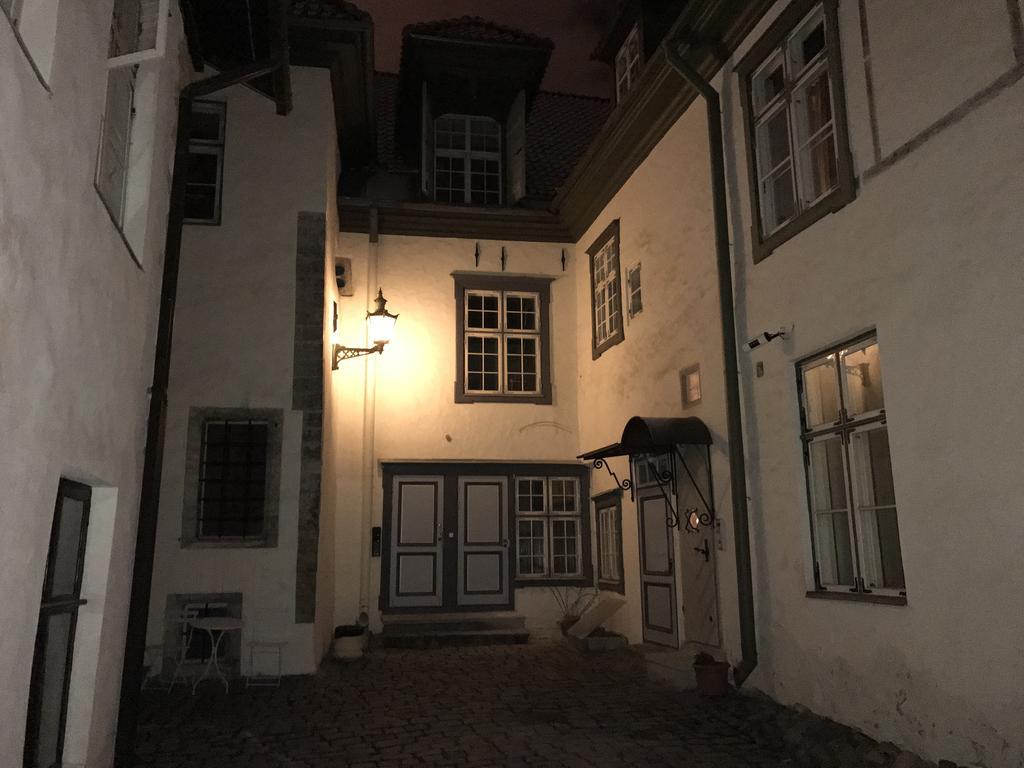 Medieval Bishop`s House Apartment Reval Exterior foto